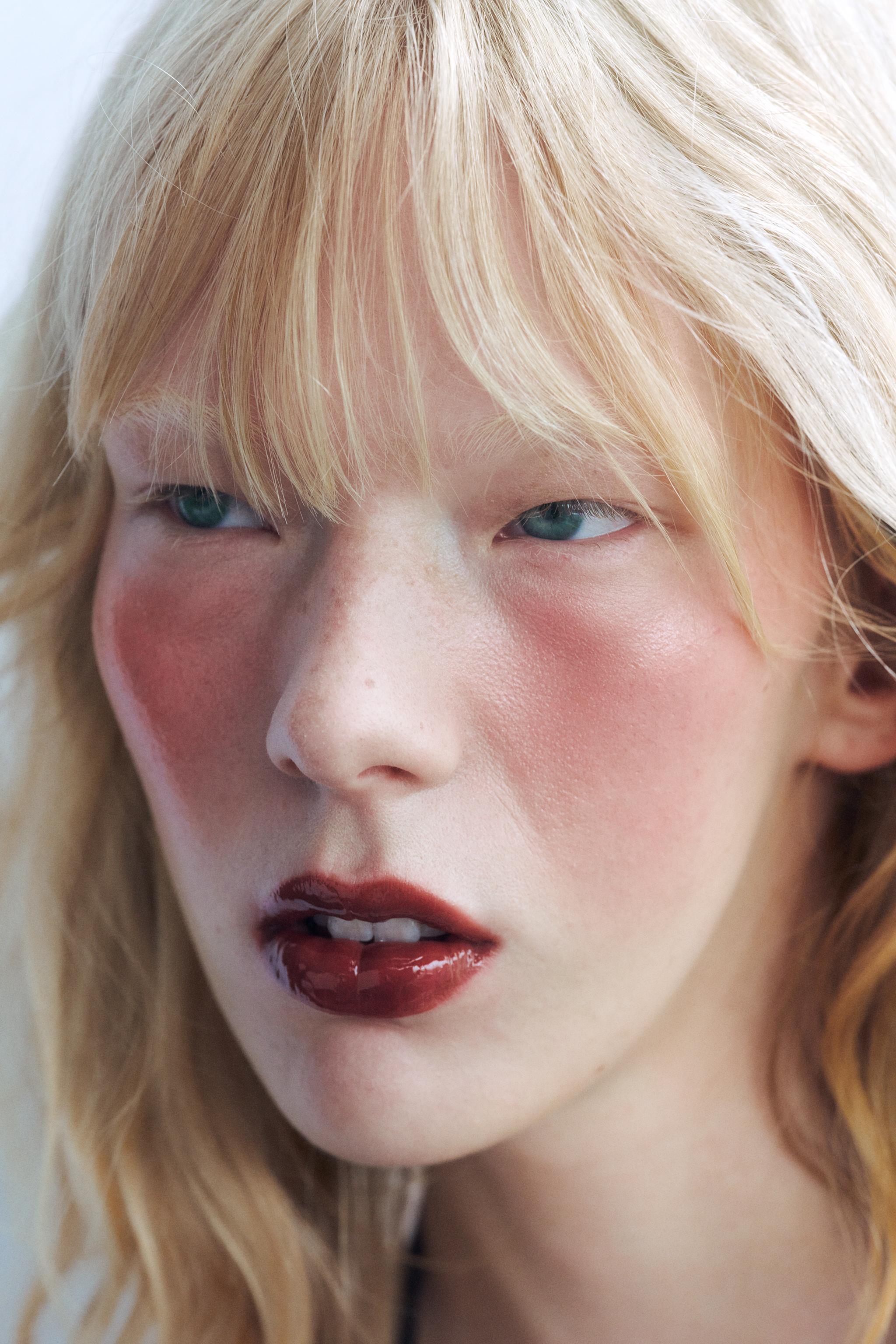ZARA COOL CLICK LIP GLOSS LYCHEE